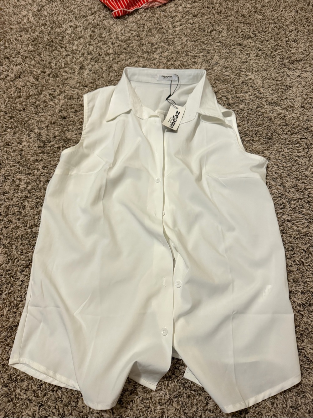 zeagoo White Sleeveless Button-Down Shirt